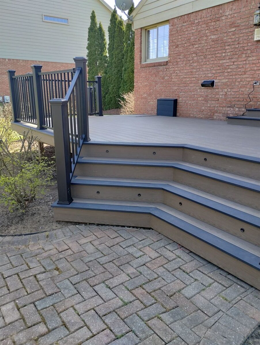 Deckorators Deck in Novi MI Custom Stairs