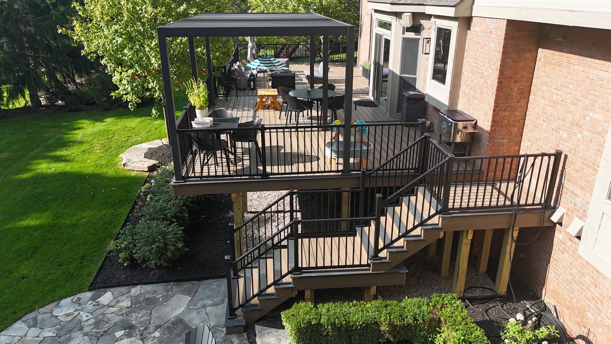 Deckorators Ventures Sandbar Deck in Northville MI Side view